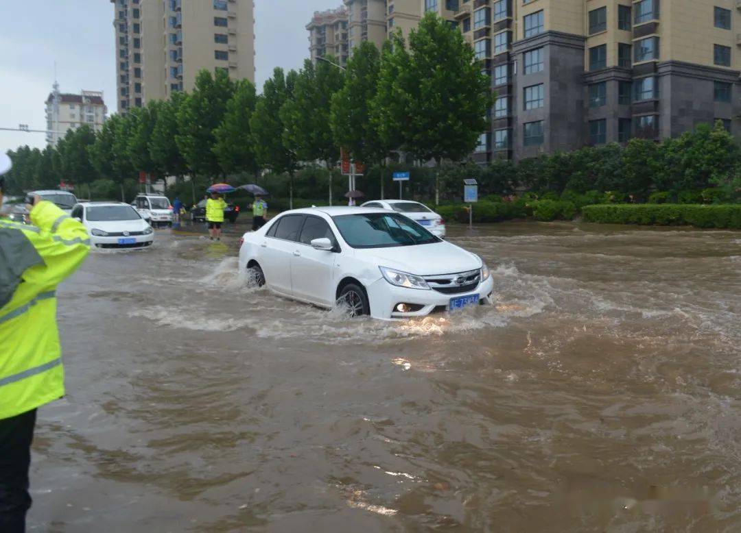 鹤壁洪水灾情图片