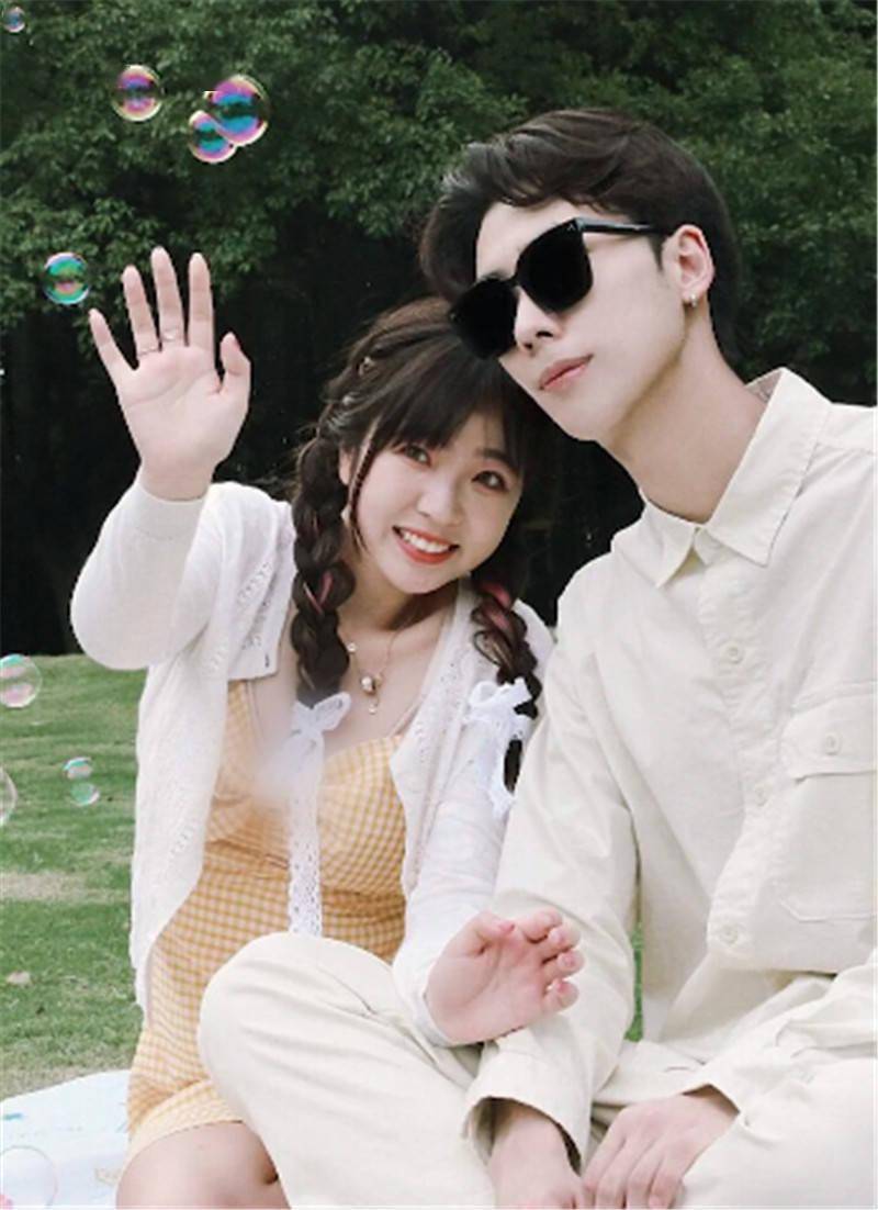 郝一点带林锡拍大片,侧颜忘p粉丝看哭这是谁?同为露脸休思获赞