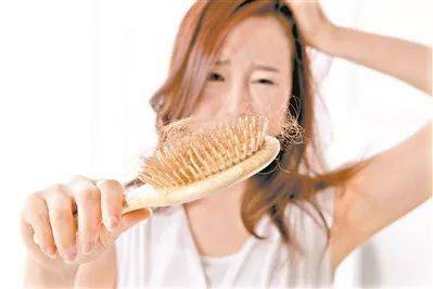 怎么减肥不影响脱发 2b69b03dbcf1453e8a5f0c84b0bb0e52.jpeg