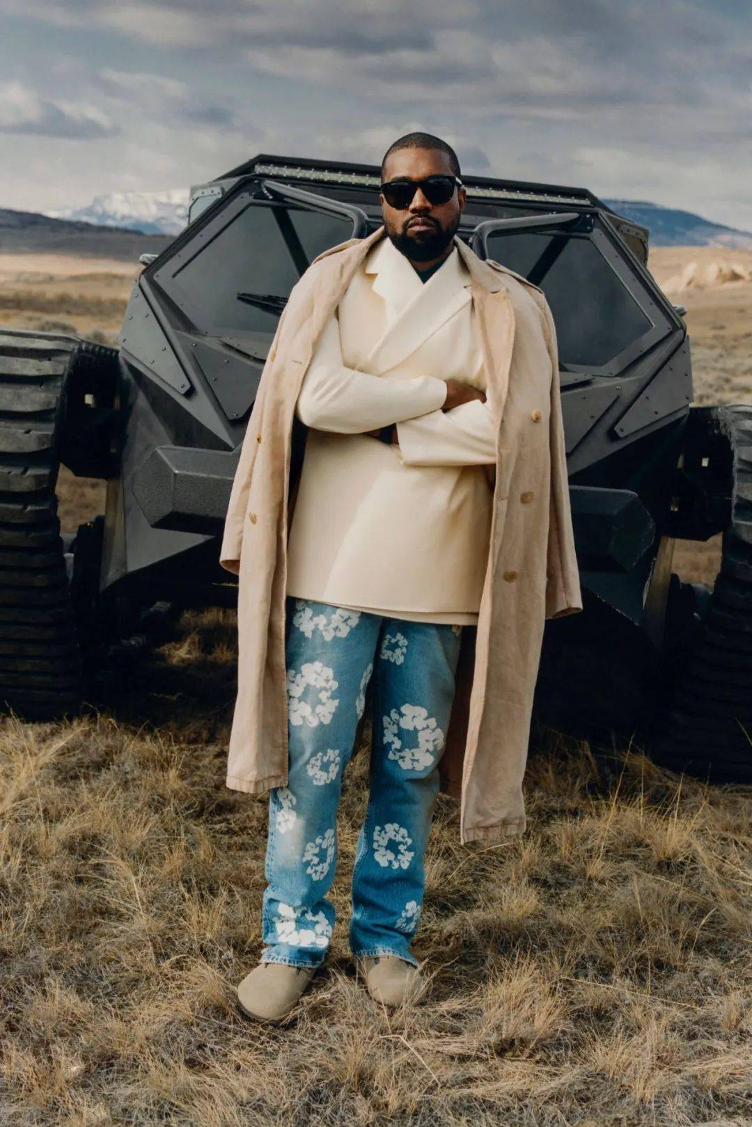 Travis|泼墨 破坏 微喇，关于牛仔裤回潮，NIGO、TS 等人的不同喜好