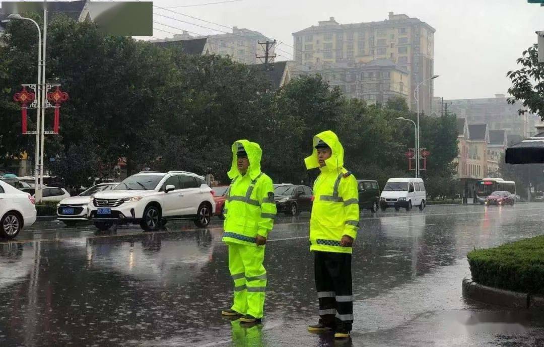 新乡长垣暴雨图片