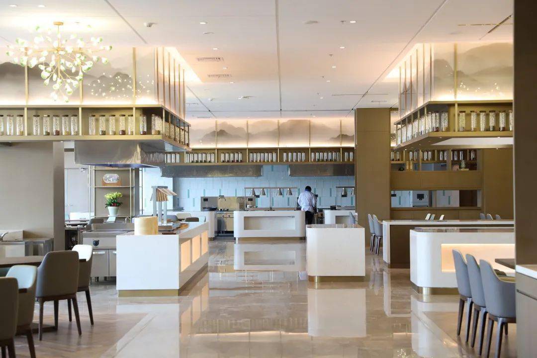 健身房|¥760起/2晚--占地2.7万M2,紧邻园博园!这家“花园饭店”独享天然氧吧,还能一次Get扬州特色“君澜九味”!