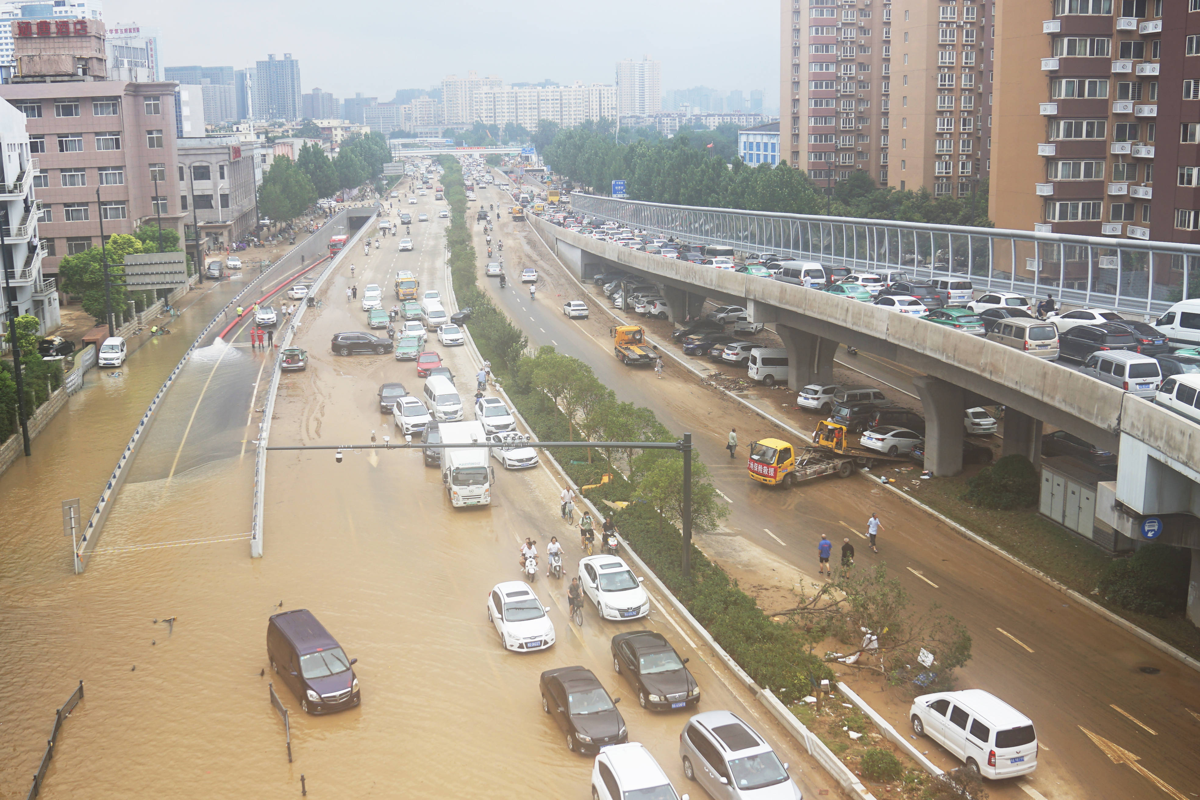 洪水郑州素材图片