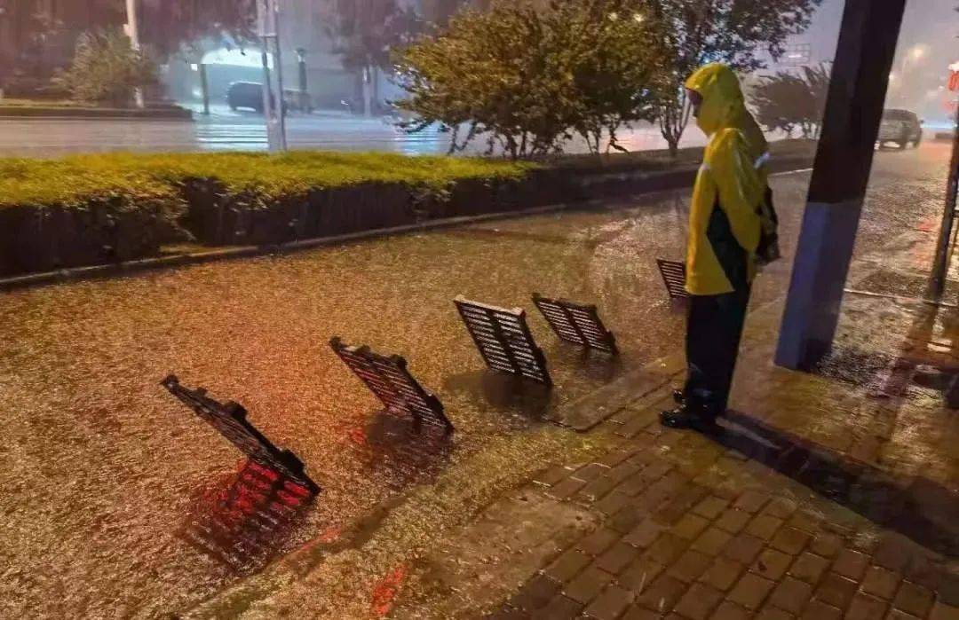 长垣雨天注意事项车牌丢失集合贴