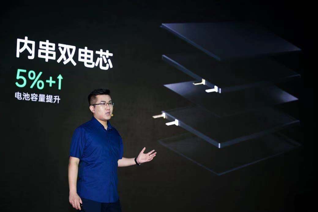 手机|快速充电陷入功率竞赛内卷，未来路在何方