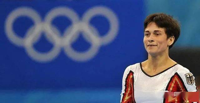 拜金排行_职场“拜金”排行榜出炉