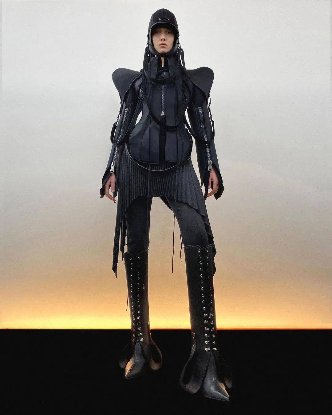 服装|灵感元素｜源自燕子的浪漫设计