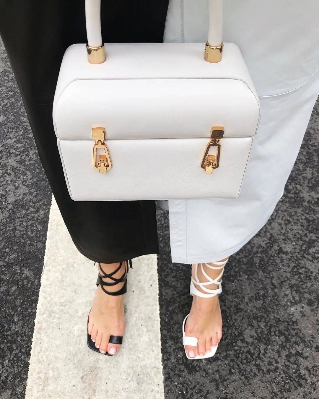 品牌|Phoebe Philo要回归,最期待她的鞋!