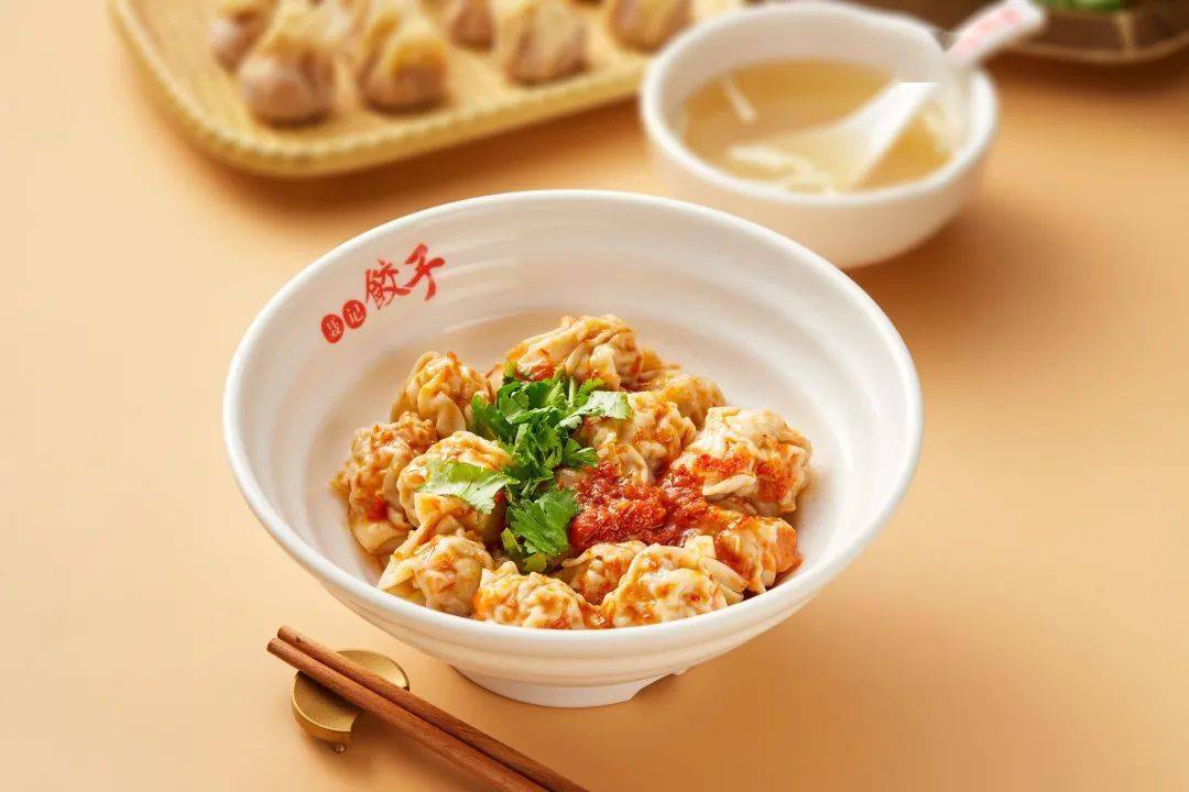 走进聂记,你会惊喜于这里饺子的花样,光是馅料的选择就多到数不过来