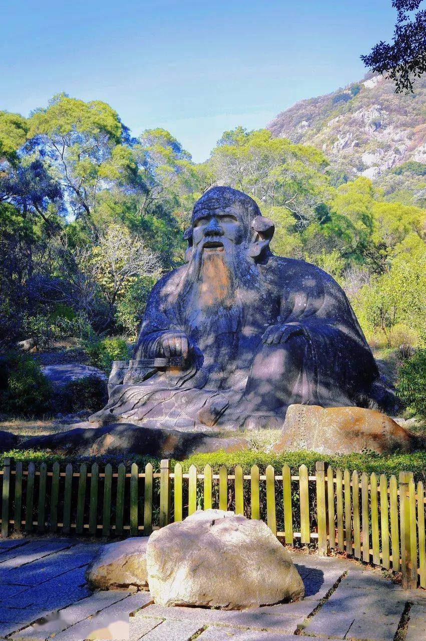 4,来泉州,去看一眼 灵山圣墓 .