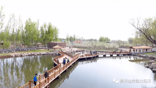 临河区干召庙镇民主村其中乡村旅游重点镇3个乡镇为首批内蒙古自治区