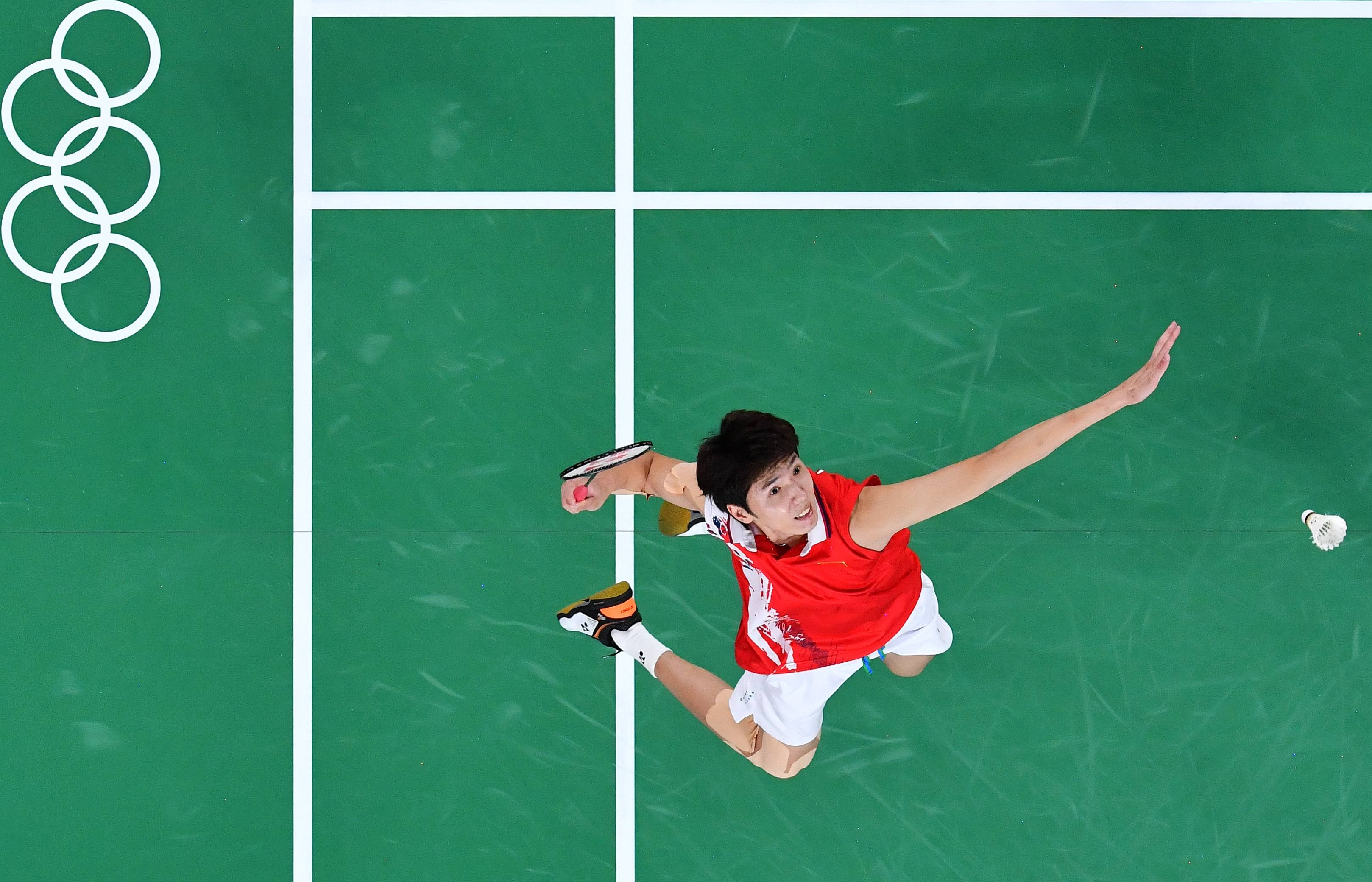 羽毛球男双小组赛李俊慧刘雨辰获胜