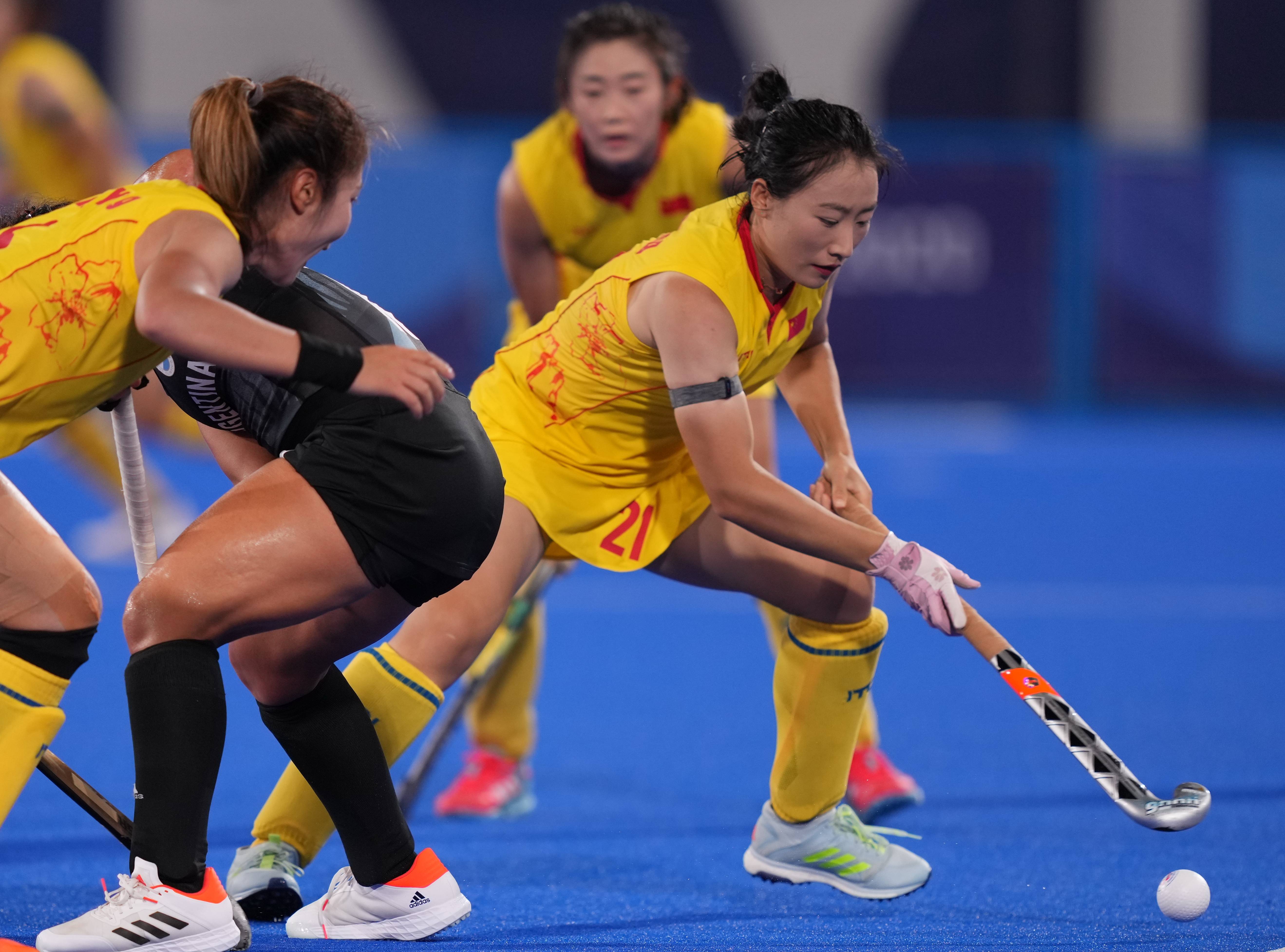 曲棍球——中国女曲不敌阿根廷