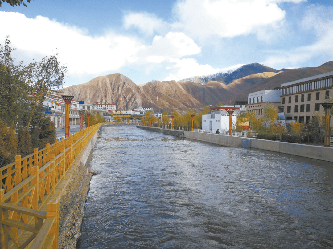 涅盘重生新玉树新风貌新气象