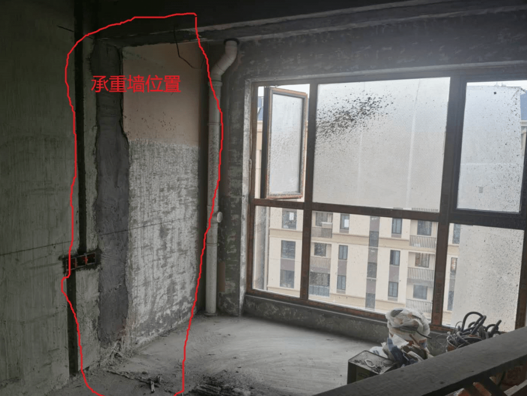 哈尔滨承重墙被砸后的23天，业主苦等解决方案：“只能等”_董丽_装修_丈夫