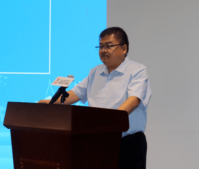 会议开始前,浙江省经济和信息化厅党组成员,副厅长盛勇军发表开幕致辞