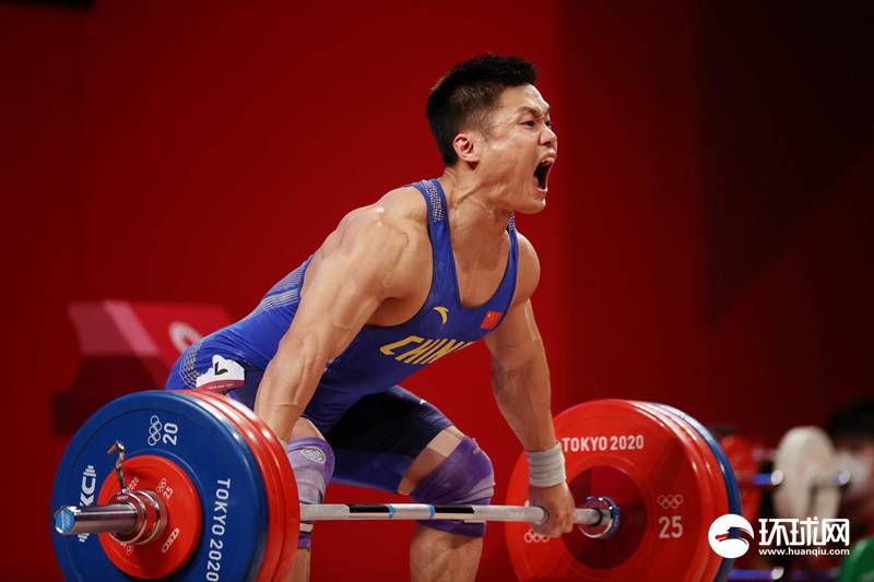 【环球时报-环球网报道】中国选手吕小军以抓举170公斤,挺举204公斤