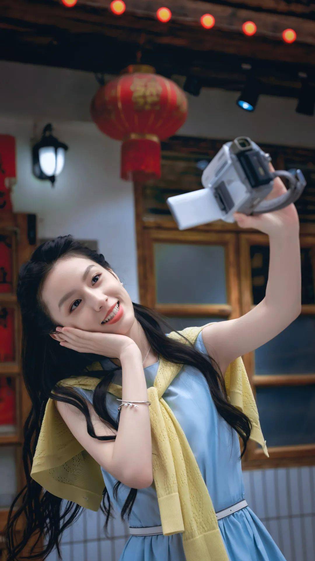 健兴|00后输了，这届95后小花也太会穿了吧！