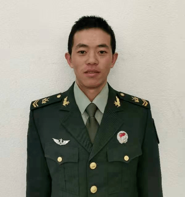 文山市这些现役军人荣立军功!_表彰