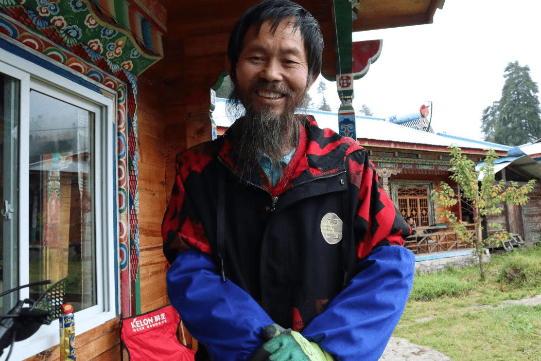 旅游村|【石榴花开 籽籽同心】西藏林芝巴卡村：白云深处的世外桃源