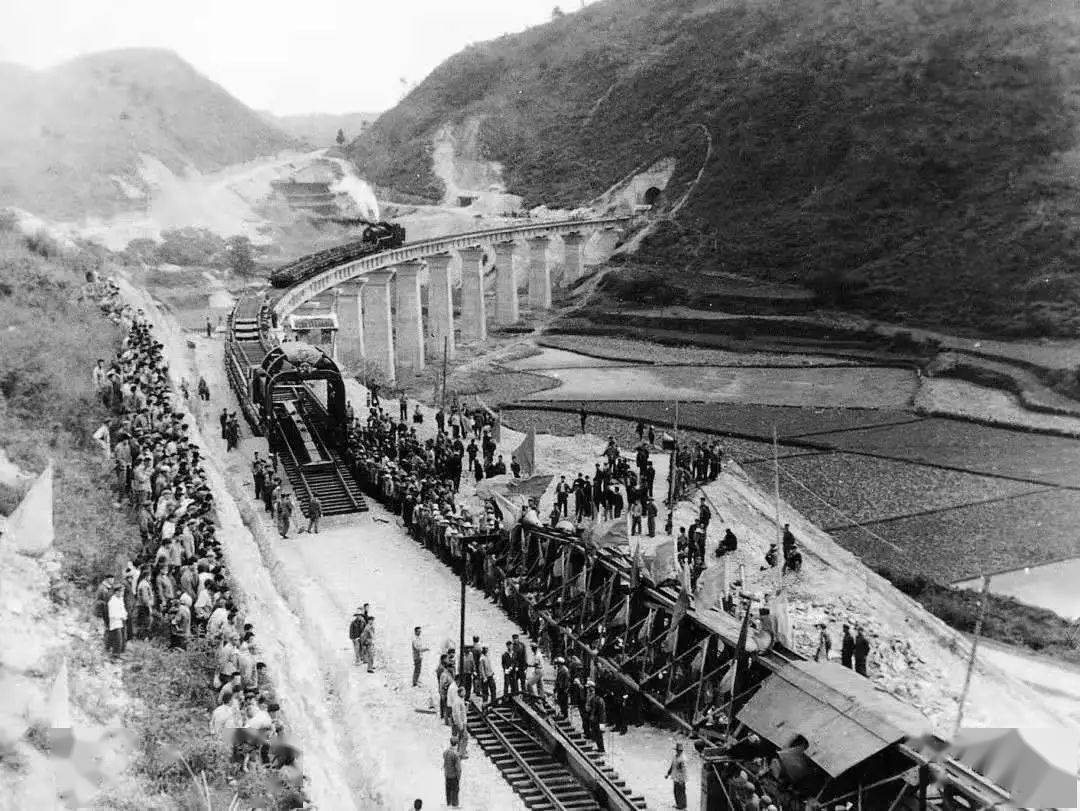 湘黔铁路复线图片