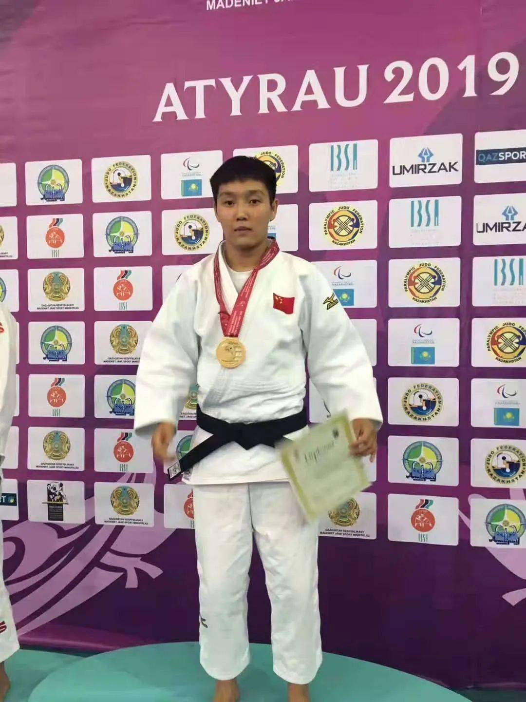 亚洲盲人柔道锦标赛冠军--王月