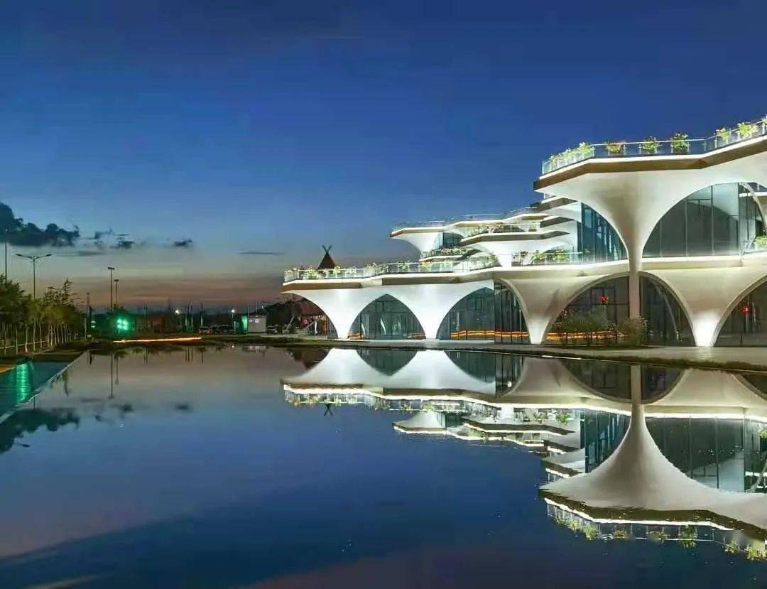 来来来拍大片中马产业园新晋打卡点上线