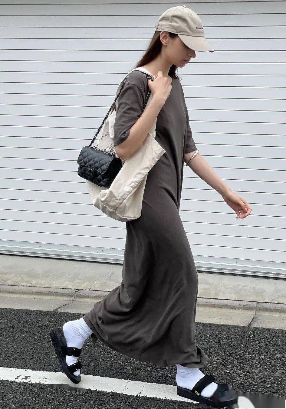 裙子|又真香了！今夏「Celine女孩」风穿搭实红~