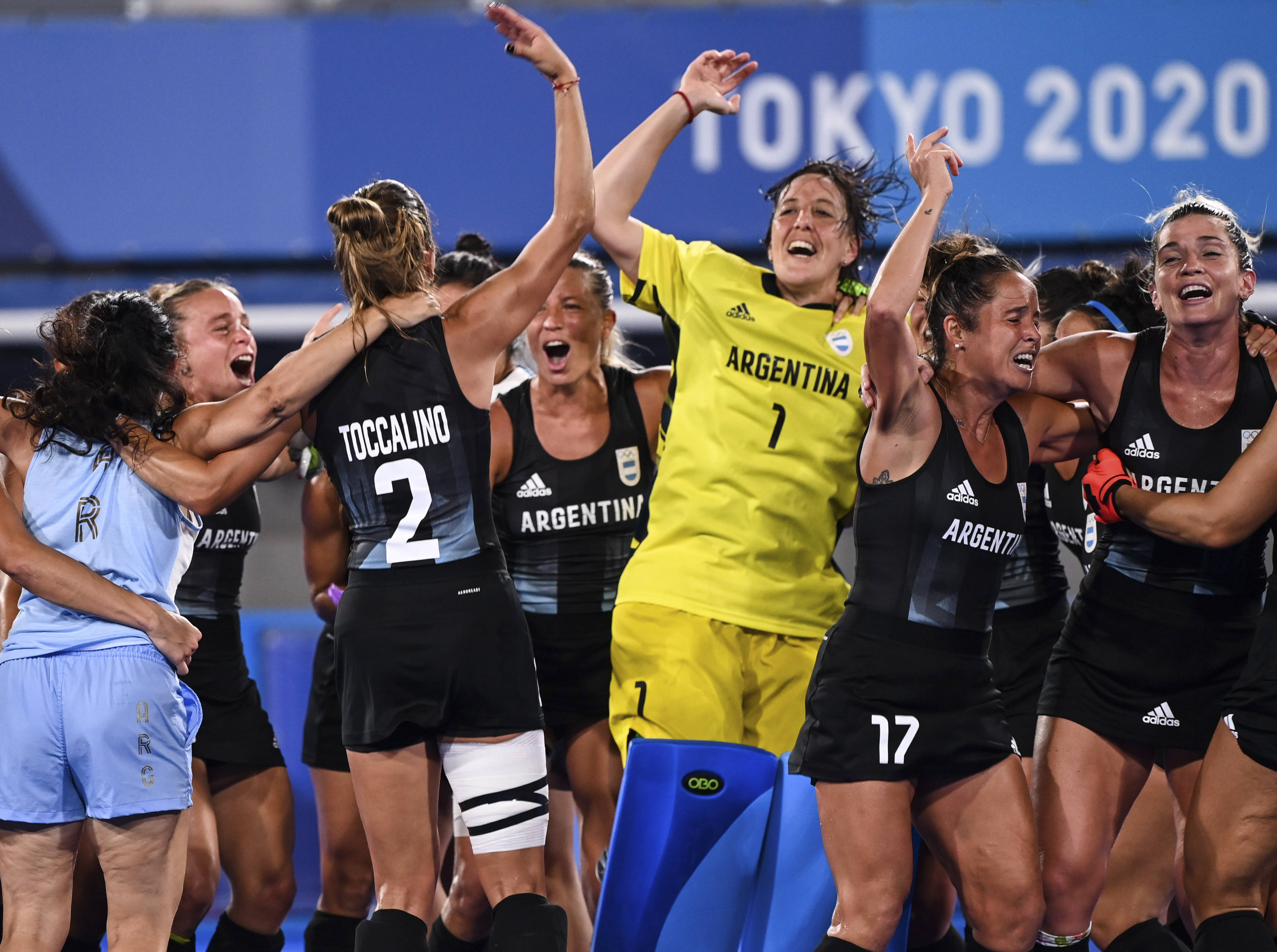 曲棍球——女子半决赛:阿根廷队晋级决赛