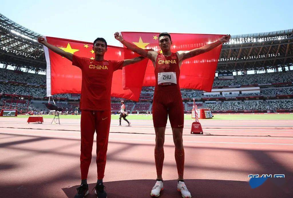 成績|創(chuàng)歷史！朱亞明獲得男子三級跳遠銀牌