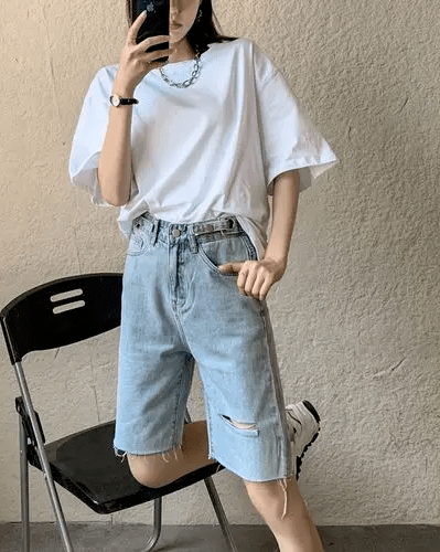 多少度可以穿短裤了 e590b61c32f84f35adc60c81e8d10d93.png