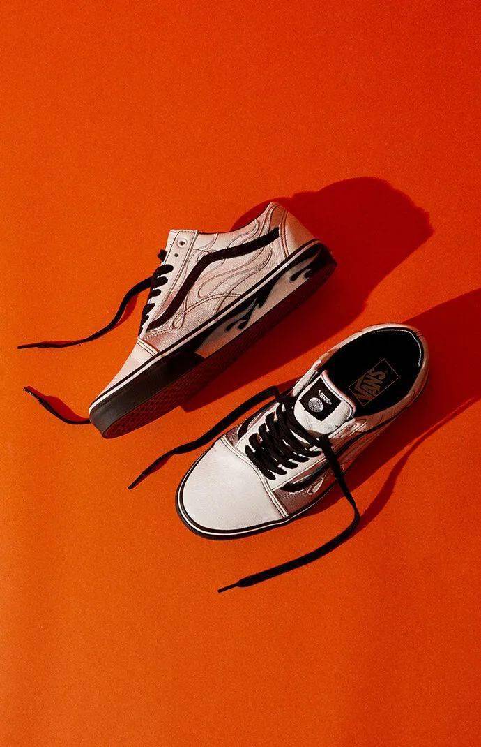 Merch|Kanye West 发布「DONDA」Merch系列单品