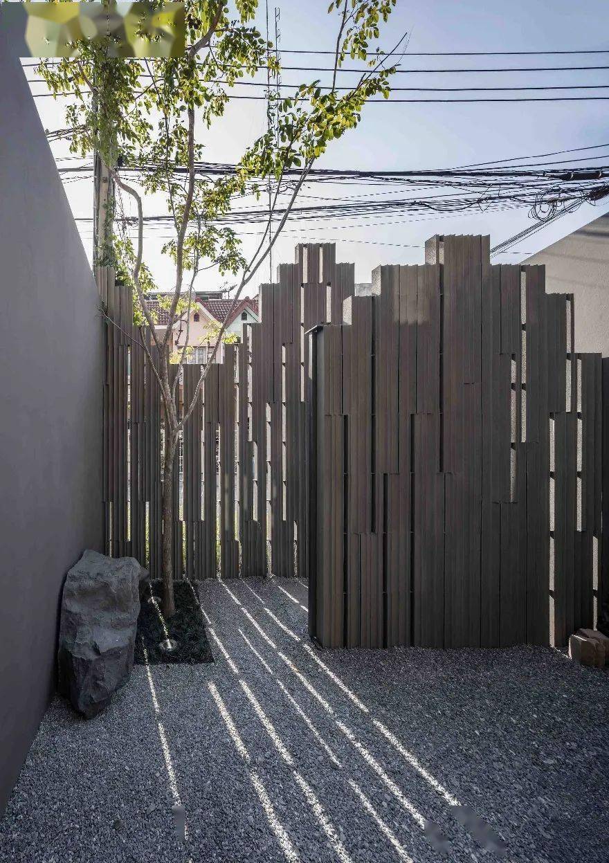 带你了解泰国首创的「钢土混合砖」!_设计