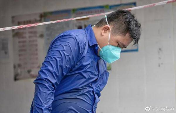 医护|他们累瘫的样子，让人心疼