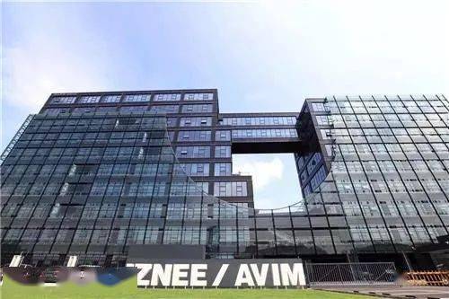 临港头条国际红点国家小巨人临港企业实力摘奖