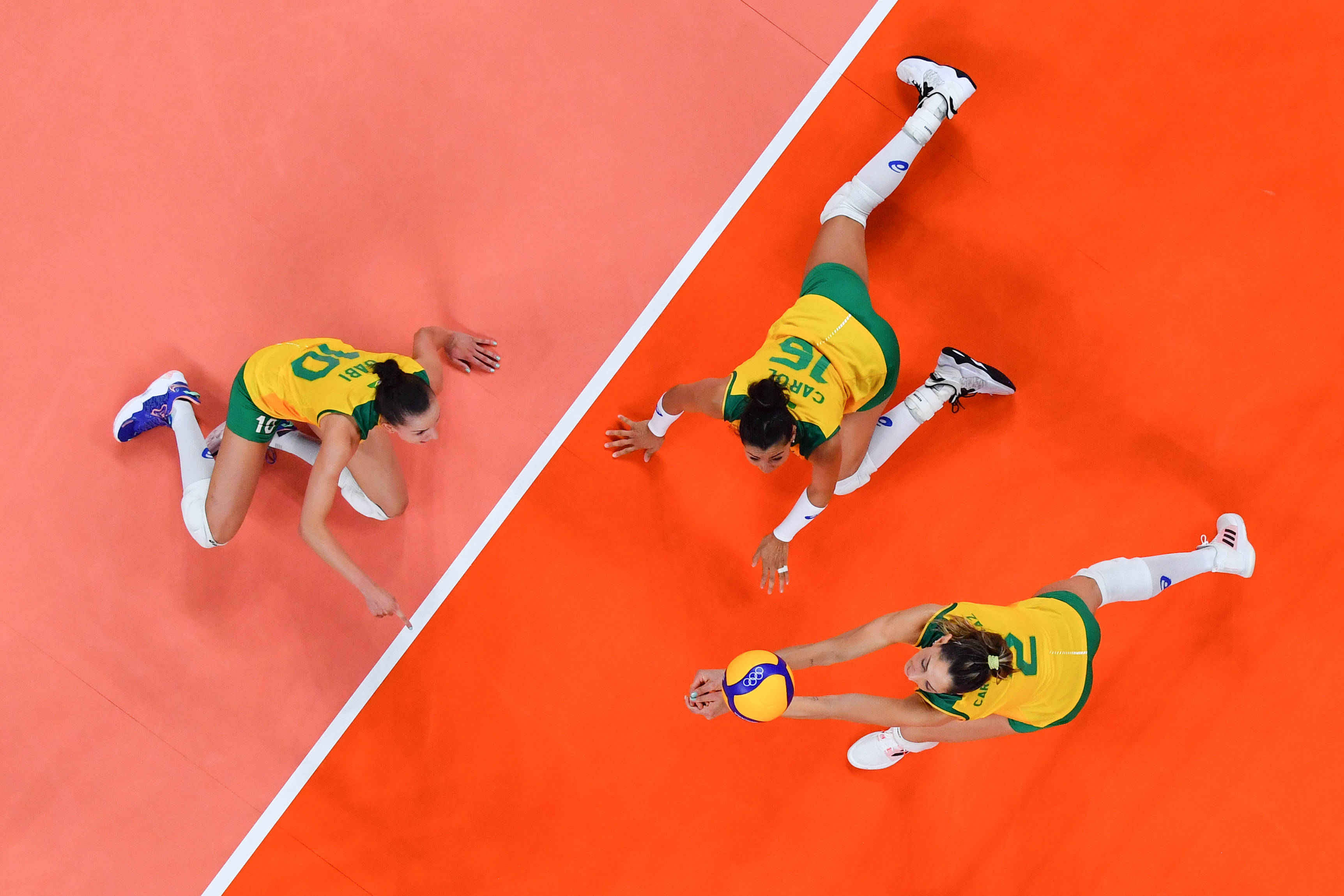 排球——女子决赛:美国胜巴西