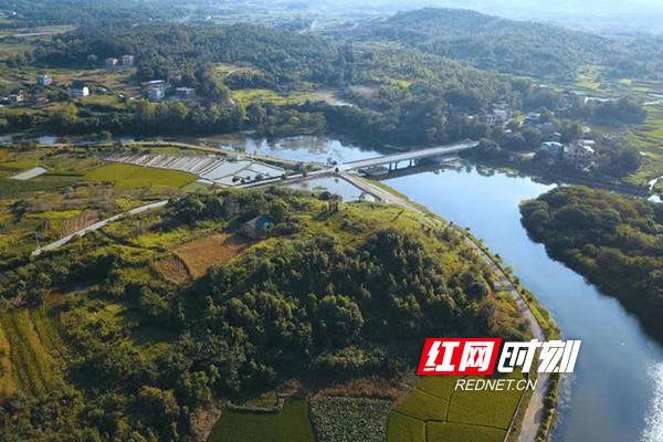 湖南祁东县:25条样板河打造成生态名片_工作