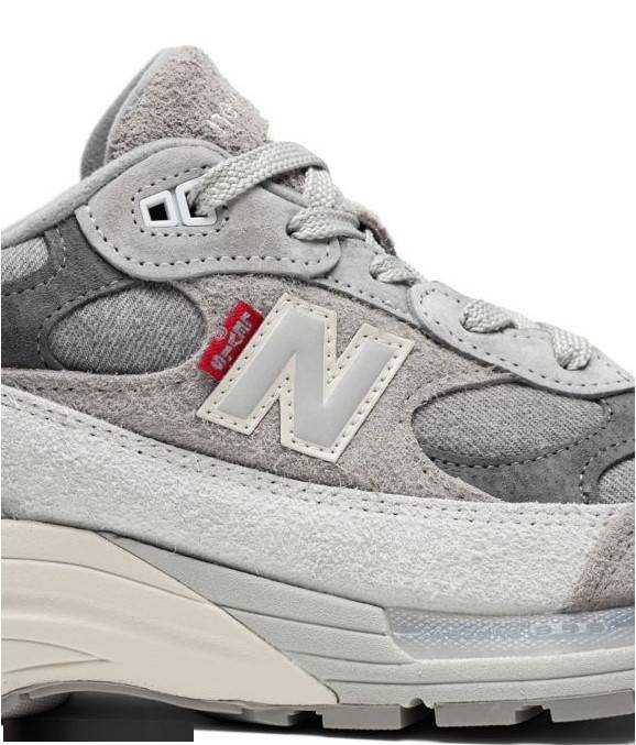 Type|错位时空，续物之志LEVI’S? AUTHORIZED VINTAGE X NEW BALANCE 限定合作系列
