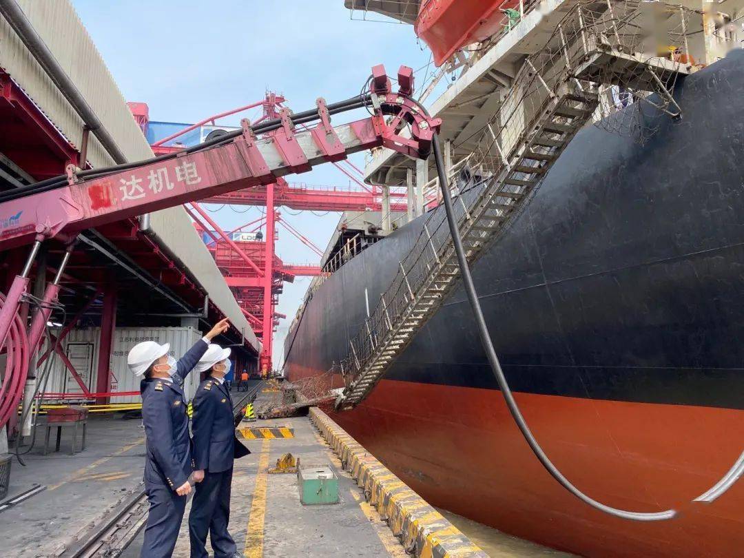 环境保护截至7月江苏段船舶岸电使用超11万艘次