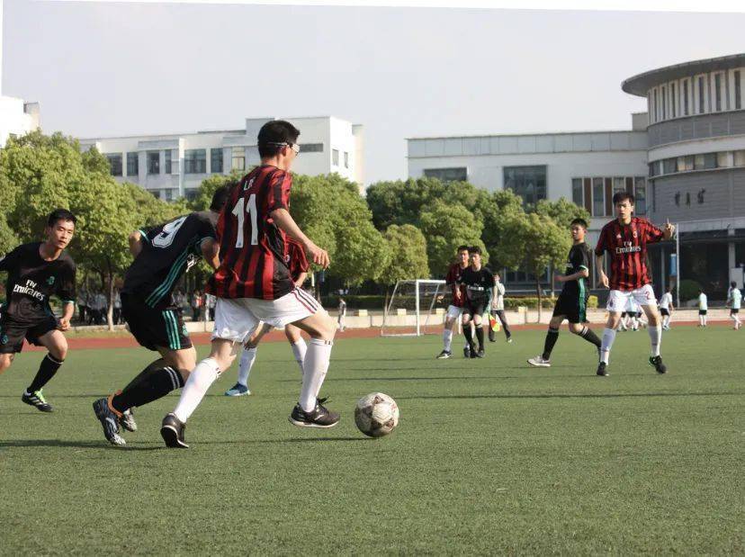 骄傲扬子二中田径队员李玉婷勇夺东京奥运会田径女子4100第六名