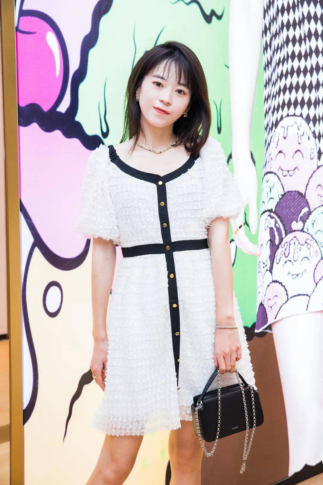 产品|成都人冲冲冲！5折雅诗兰黛，100+购女装！乐天8周年宠粉来啦！