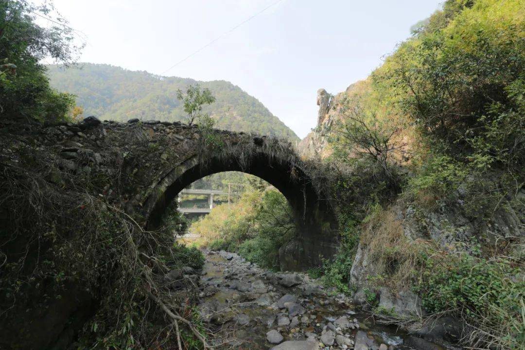 张杰∕摄(德昌县史志办公室供稿,张杰搜集整理)阳光德昌请猛戳右边