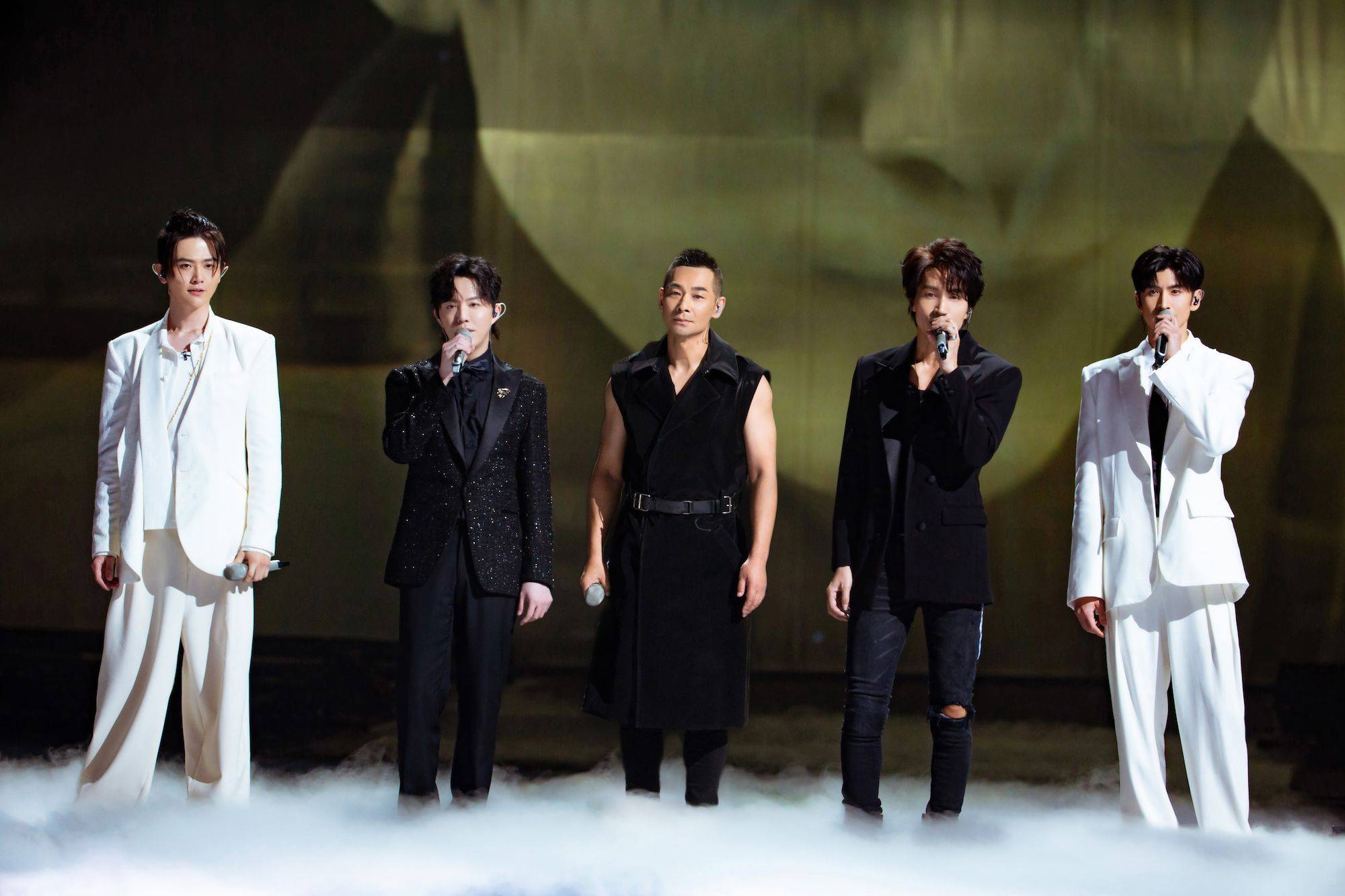 胡海泉|《披荆斩棘的哥哥》今日开播！多图曝光最燃“情怀杀”