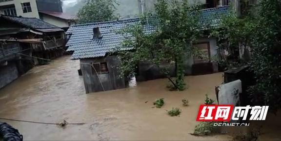 龙山县遭大暴雨袭击 多个乡镇受灾