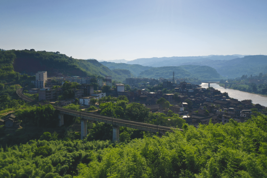 横跨两省出川最快只需38分钟宜宾这座大桥今天通车了