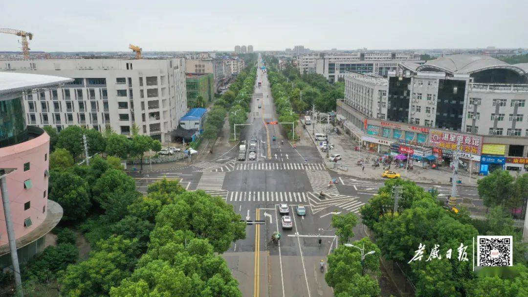 长征路孝感三医院门口,乾坤大道宇济槐荫天地小区门口,体育大道与天仙