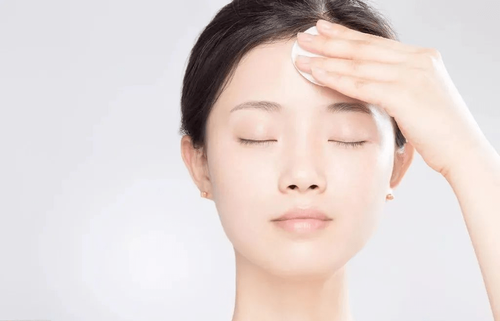 下巴|想要皮肤好~卸妆要做好，正确卸妆学起来！