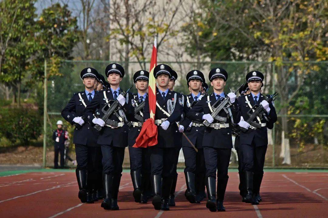 当警校生遇上浪漫告白