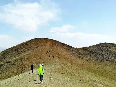 学术声音丨我院教师张玉钧教授在光明日报发表文章生态旅游游出人与