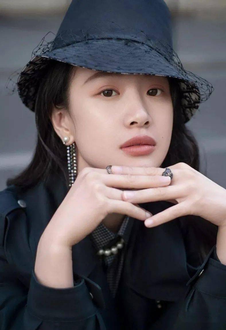 因为|沈鼓之声|【娱乐】从《隐秘的角落》爆红，到被各大导演爆黑料，李梦到底经历了什么